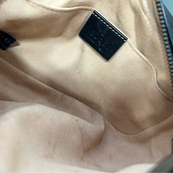 Gucci Black Mini Marmont Crossbody Bag - Picture 7 of 7
